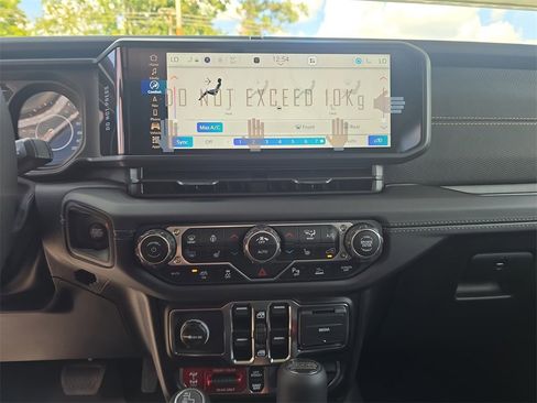 New 2025 Jeep Wrangler Unlimited Rubicon 392 image 18