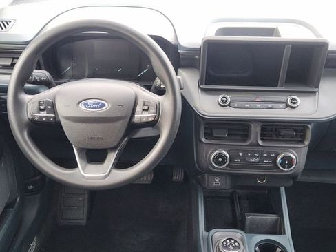 Used 2023 Ford Maverick XL image 25