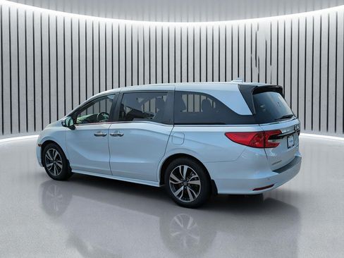 Certified 2022 Honda Odyssey Touring image 8