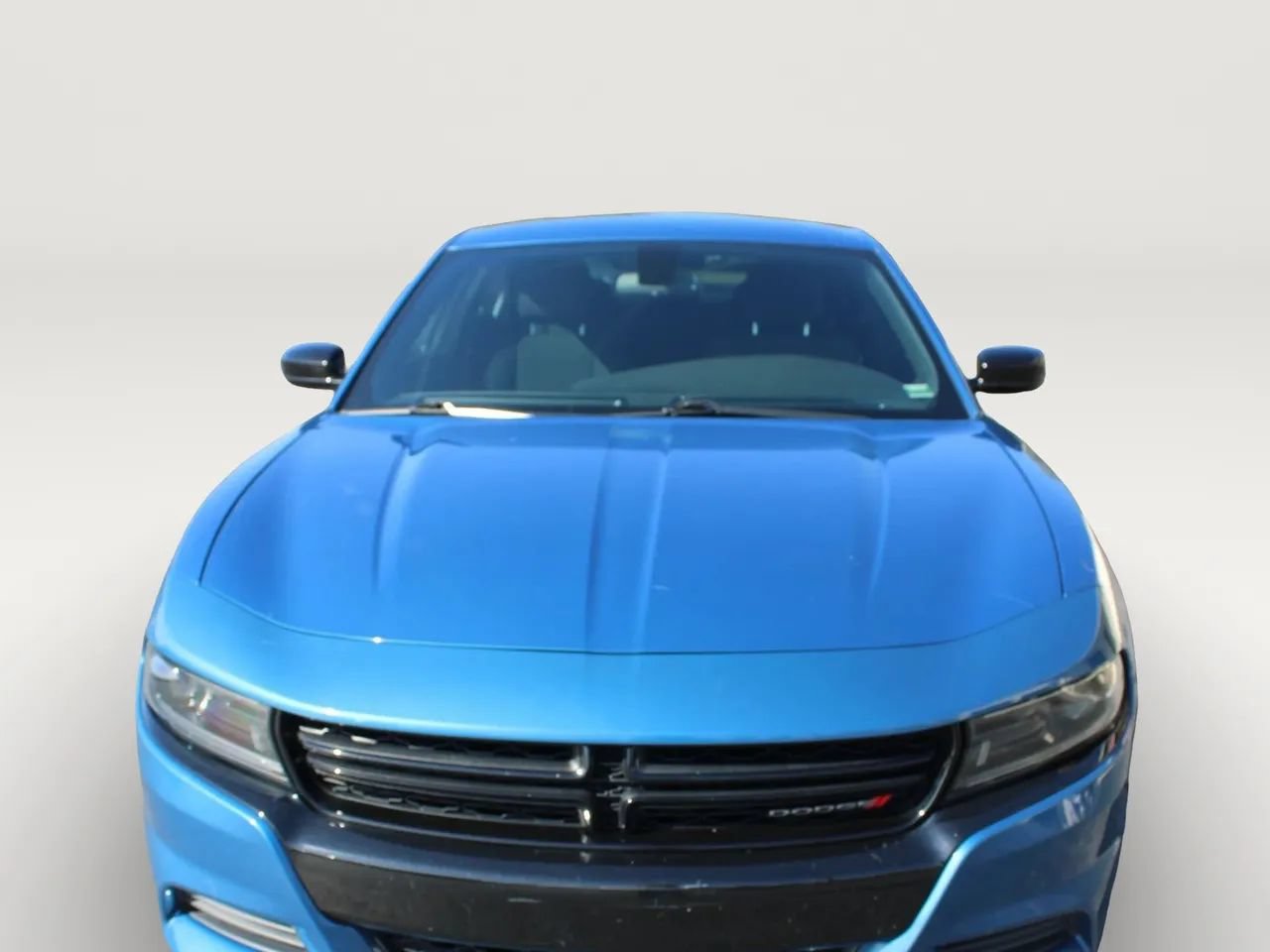 Used 2022 Dodge Charger SXT w/ Blacktop Package RWD image 2