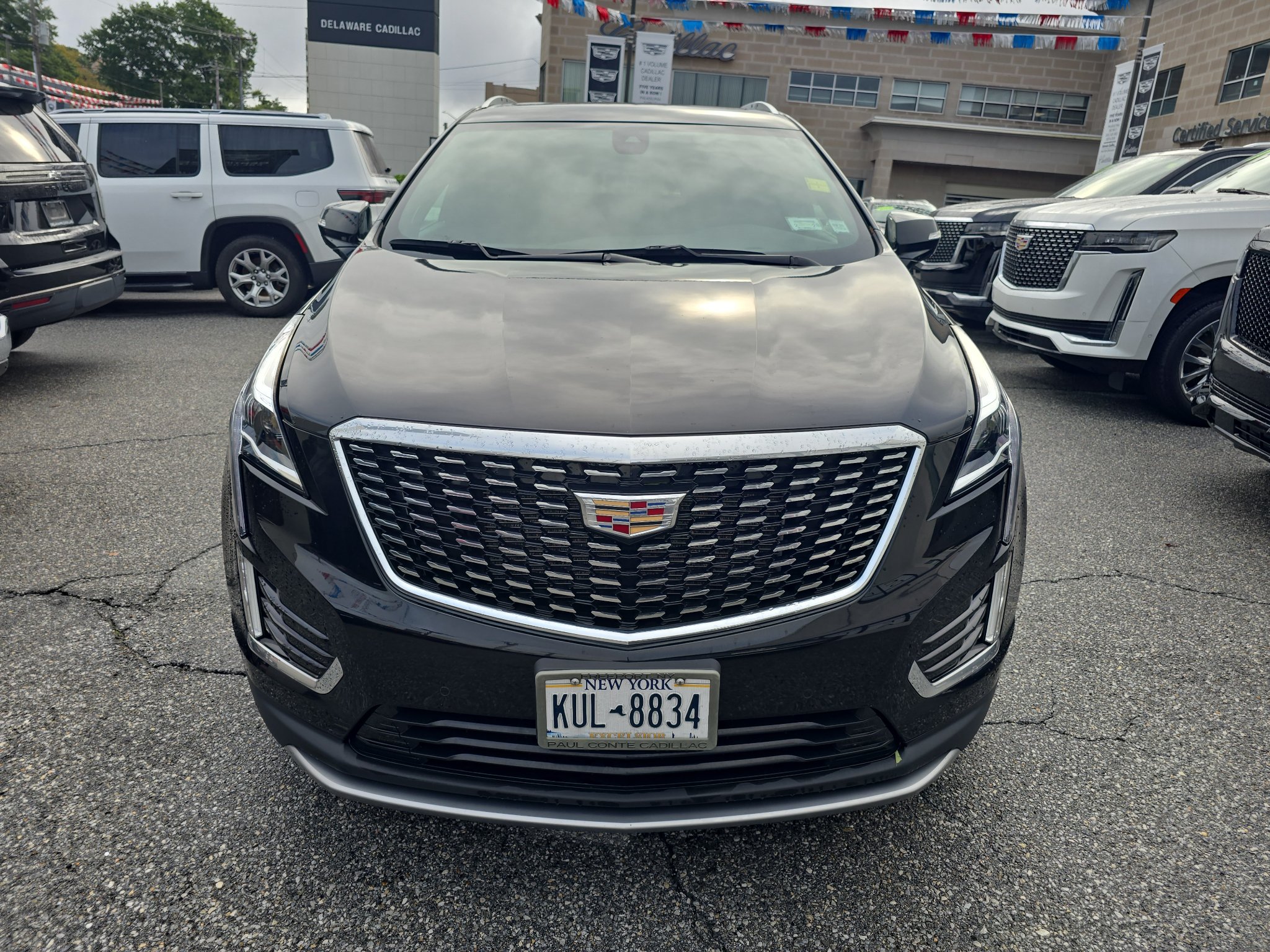 Used 2024 Cadillac XT5 Premium Luxury AWD/4WD image 3