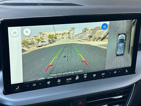 New 2025 Ford Escape SE w/ PHEV Premium Package image 17