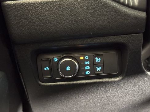Used 2025 Ford Ranger XLT w/ Chrome Accent Package AWD/4WD image 37