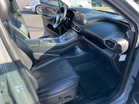 Used 2023 Hyundai Santa Fe Limited w/ Cargo Package image 14