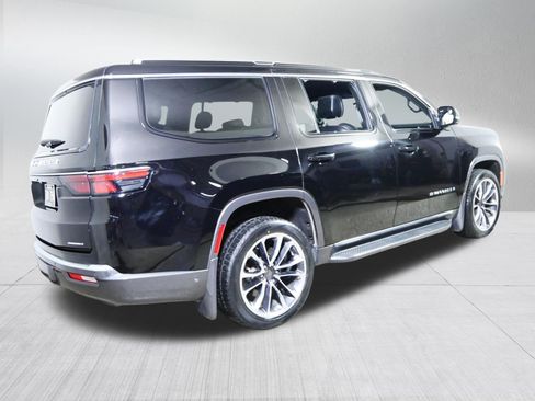 Used 2022 Jeep Wagoneer Series III w/ Convenience Group I AWD/4WD image 7
