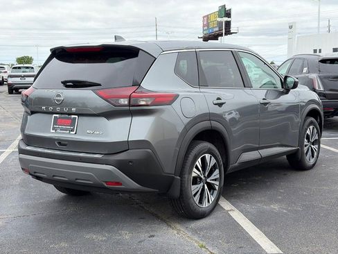 Used 2023 Nissan Rogue SV AWD/4WD image 5