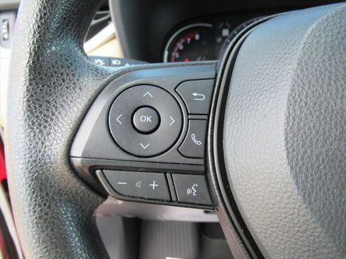 Used 2023 Toyota RAV4 LE image 22