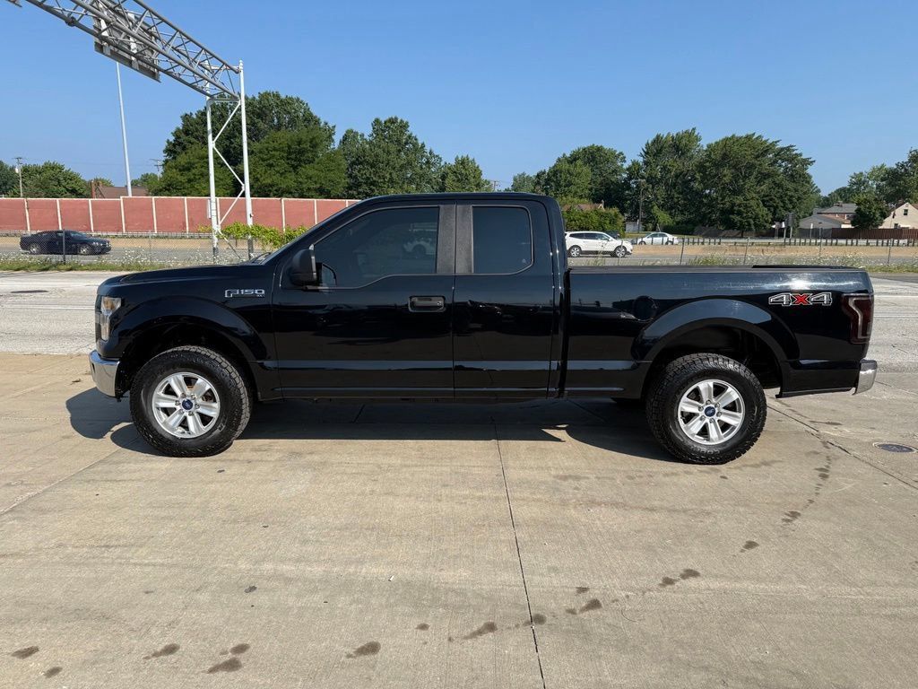 Used 2017 Ford F150 XL w/ Equipment Group 101A Mid AWD/4WD image 11