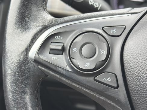 Used 2019 Buick Envision Essence AWD/4WD image 21
