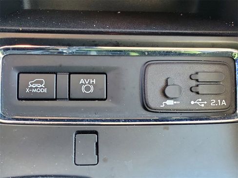 Used 2022 Subaru Ascent Limited image 36