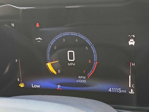 Used 2024 Chevrolet TrailBlazer LT w/ LT Cold Weather Package image 22