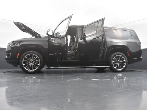 Used 2023 Jeep Wagoneer L Series III w/ Premium Group I image 86