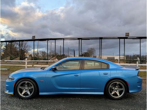 Used 2023 Dodge Charger Scat Pack w/ Plus Group image 4