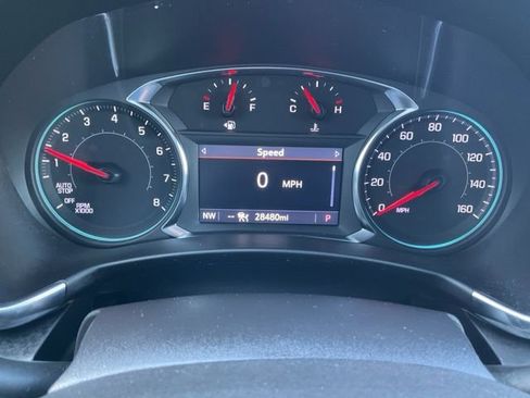 Used 2024 Chevrolet Equinox LT image 12