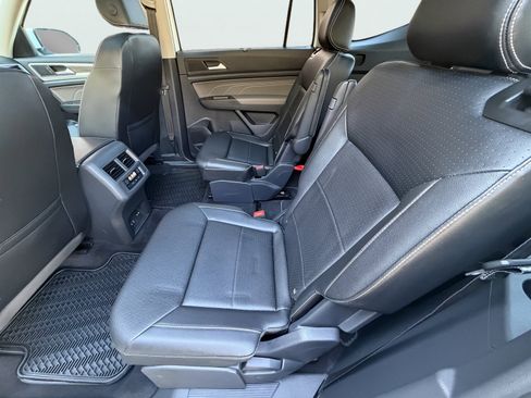 Used 2022 Volkswagen Atlas SEL AWD/4WD image 8