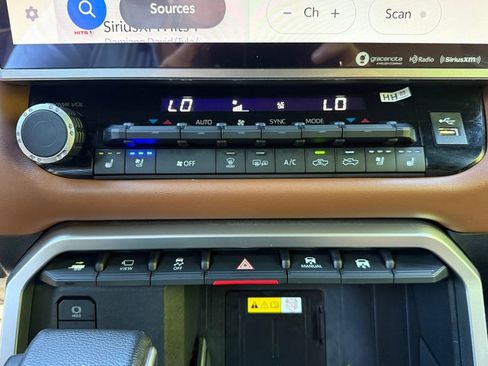 Used 2022 Toyota Tundra 1794 Edition image 29