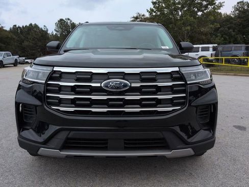 New 2025 Ford Explorer Active image 8