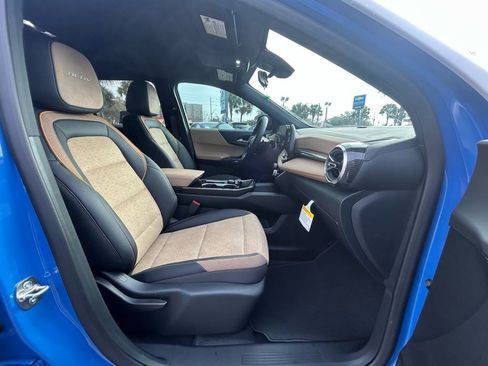 New 2026 Chevrolet Equinox ACTIV AWD/4WD image 23