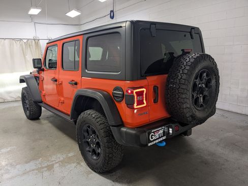 Used 2023 Jeep Wrangler Unlimited Rubicon 4xe AWD/4WD image 9