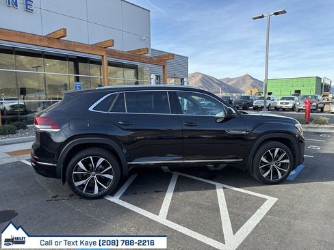 Used 2024 Volkswagen Atlas Cross Sport SEL Premium R-Line image 12