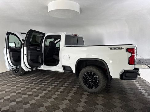 Used 2026 Chevrolet Silverado 2500 LT w/ Trail Boss Package AWD/4WD image 21