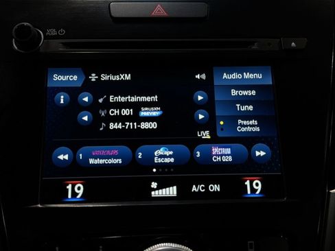 Used 2020 Acura ILX w/ Premium Package FWD image 27