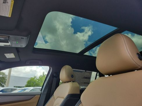 New 2026 Volkswagen Atlas Cross Sport SE FWD image 8