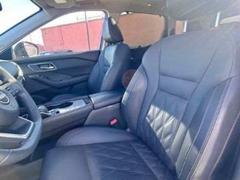 Certified 2024 Nissan Rogue Platinum w/ Platinum Premium Package image 26