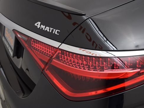 Certified 2023 Mercedes-Benz S 580 4MATIC Sedan image 14