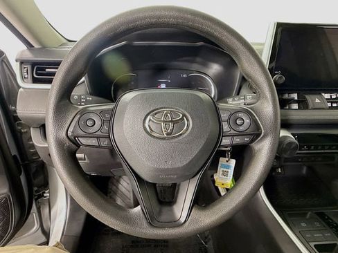 Certified 2025 Toyota RAV4 LE FWD image 13