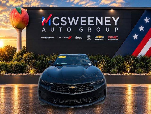 Used 2021 Chevrolet Camaro LT RWD image 8