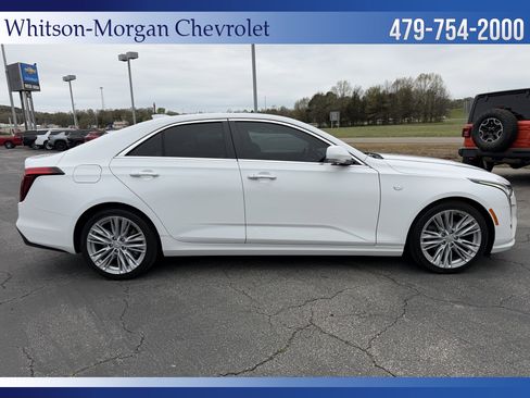 Used 2020 Cadillac CT4 Premium Luxury image 4