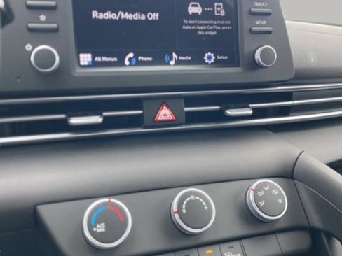 New 2026 Hyundai Elantra SE image 24