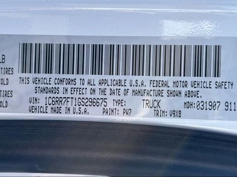 Used 2016 RAM 1500 Express image 29