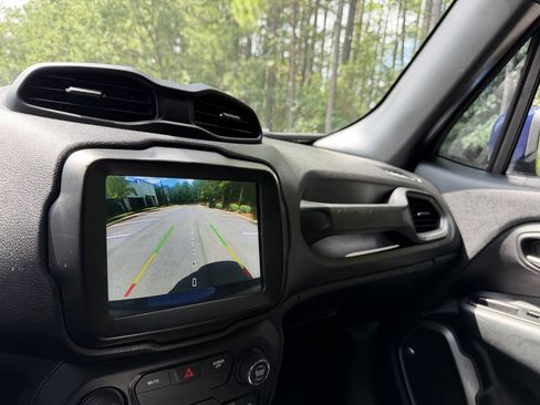 Used 2019 Jeep Renegade Limited w/ Quick Order Package 22P FWD image 22