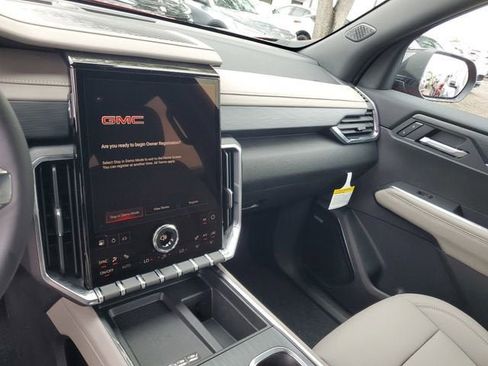 New 2026 GMC Acadia Elevation w/ Elevation Premium Package FWD image 26