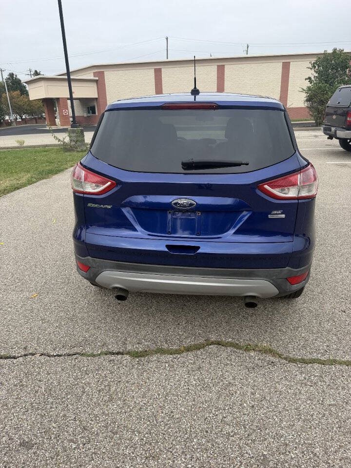 Used 2015 Ford Escape SE AWD/4WD image 3