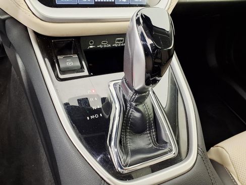 Certified 2024 Subaru Outback Limited XT image 23