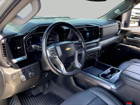 Used 2024 Chevrolet Silverado 3500 LTZ w/ LTZ Plus Package AWD/4WD image 17