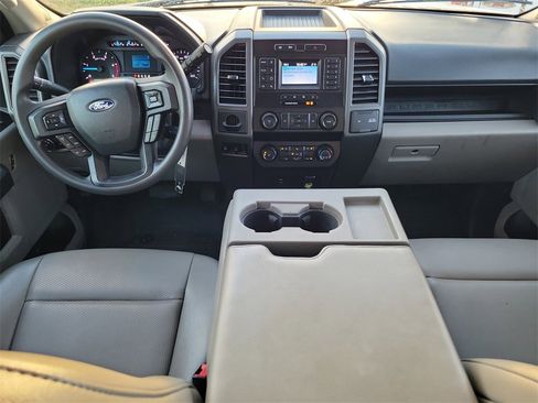 Used 2022 Ford F350 XL w/ Power Equipment Group image 16