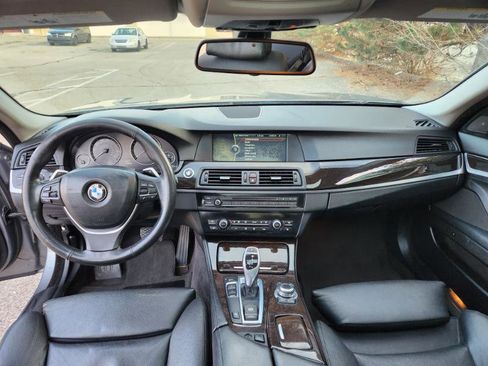 Used 2011 BMW 528i Sedan image 31