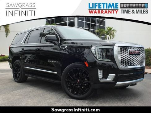 Used 2024 GMC Yukon Denali w/ Advanced Technology Package AWD/4WD image 1