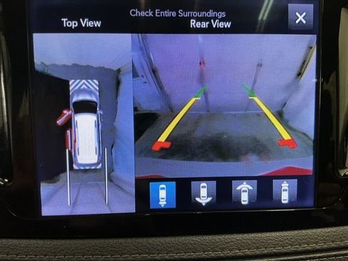 Used 2017 Chrysler Pacifica Limited w/ UConnect Theater Package image 67