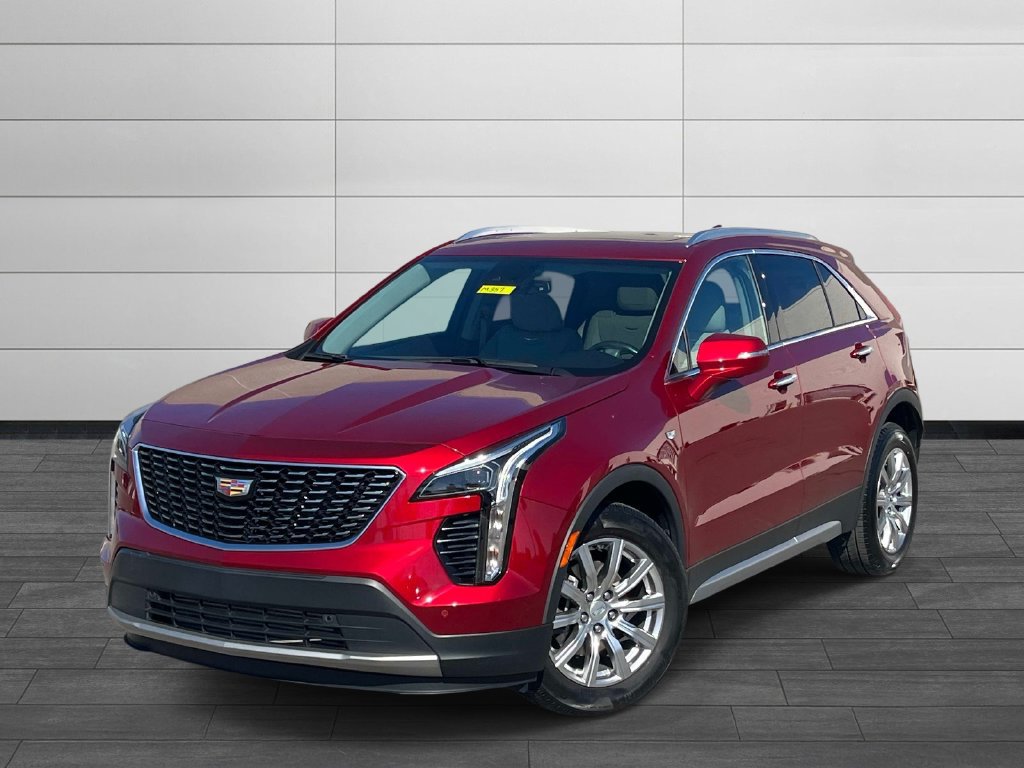 Used 2023 Cadillac XT4 Premium Luxury FWD image 1