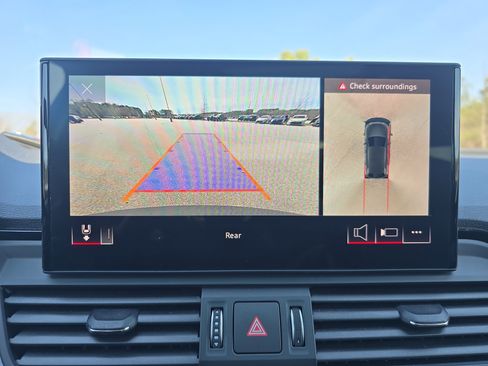 Used 2023 Audi Q5 Premium Plus w/ Premium Plus Package image 22