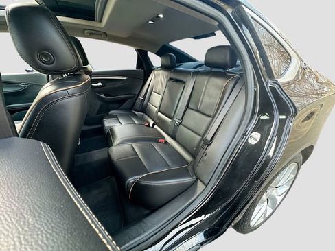Used 2017 Chevrolet Impala Premier w/ Enhanced Convenience Package image 26