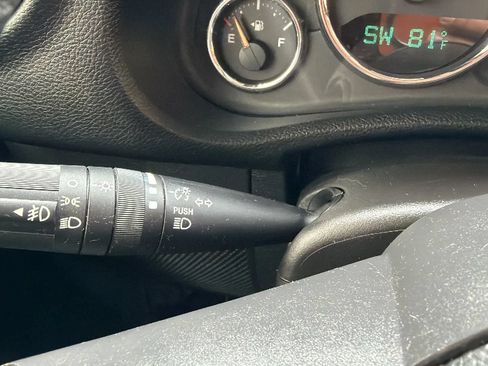 Used 2017 Jeep Wrangler Unlimited Sport w/ Quick Order Package 23S AWD/4WD image 14