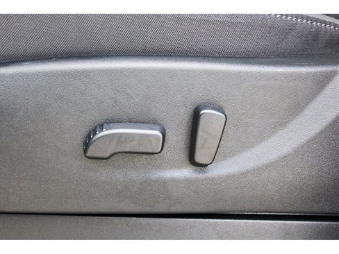 Certified 2024 Nissan Frontier SV w/ Technology Package image 26