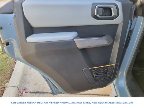 Used 2022 Ford Bronco Badlands image 43