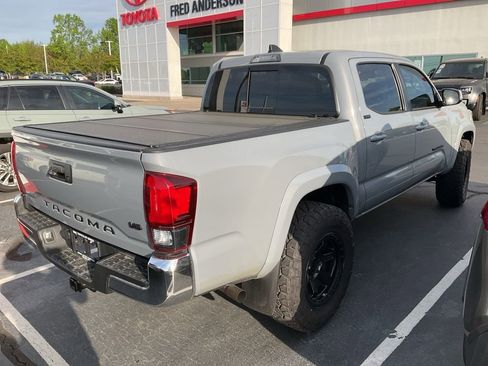 Used 2021 Toyota Tacoma SR5 image 5